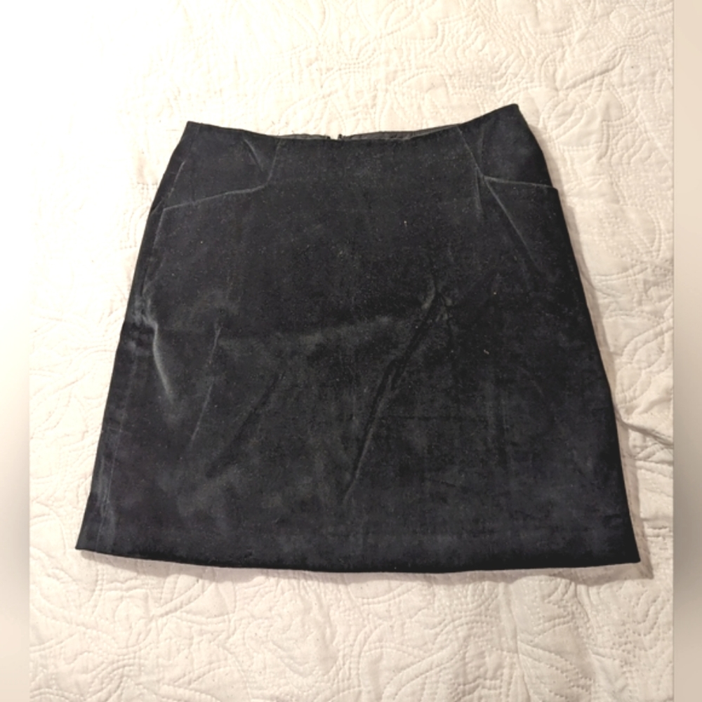 Banana republic black velvet mini skirt